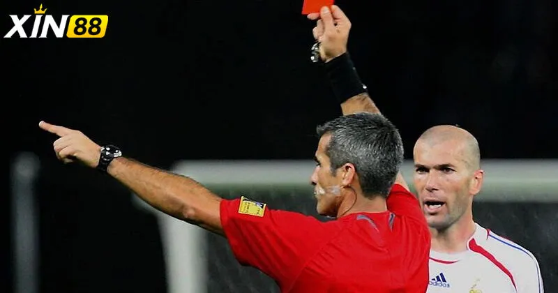 Kèo thẻ đỏ - Bí quyết đặt cược hiệu quả tại Xin88 Khi nào nên đặt kèo thẻ đỏ?